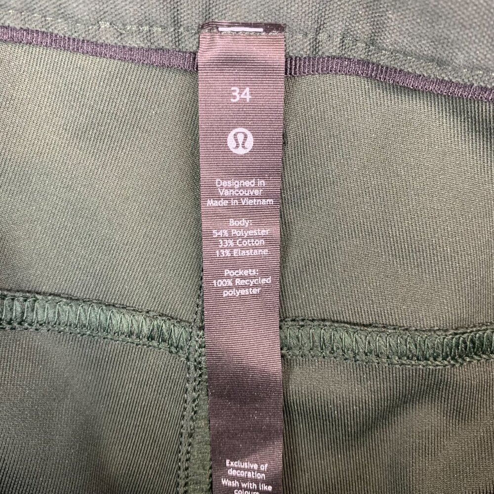Lululemon Men Pants 34x26 Rainforest Green Jeans ABC Crop Pant Relaxed Utilitech - Picture 7 of 13